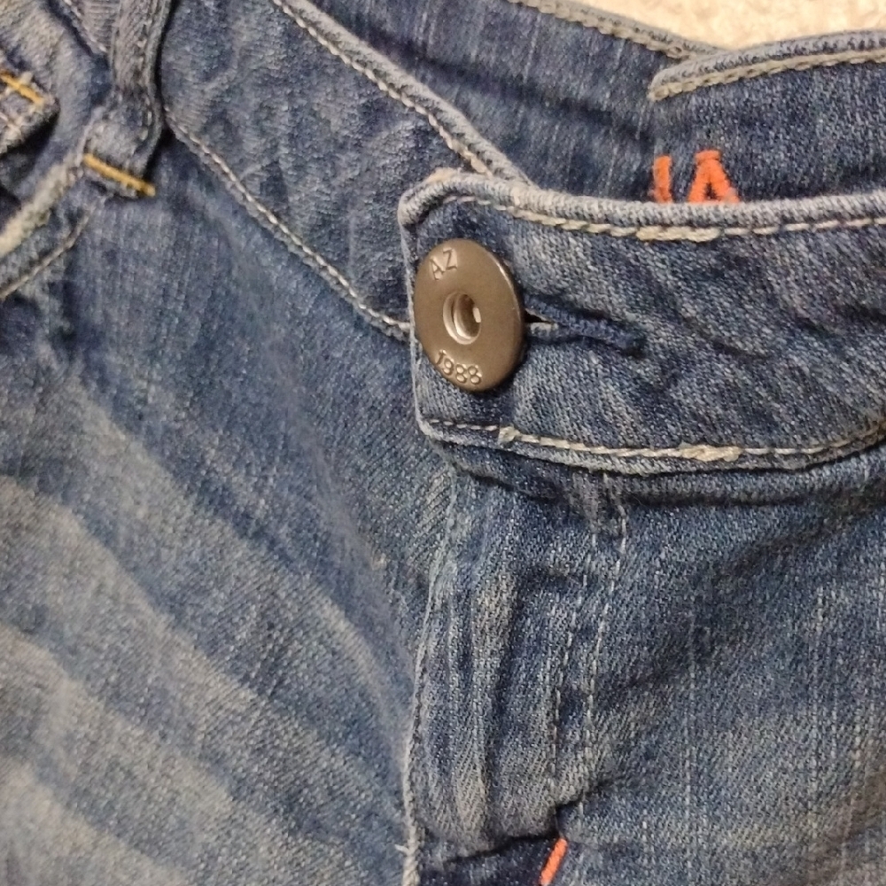 Arizona Jean Company Blue Jean Shorts Distressed Cuffed Casual - Picture 7 of 9